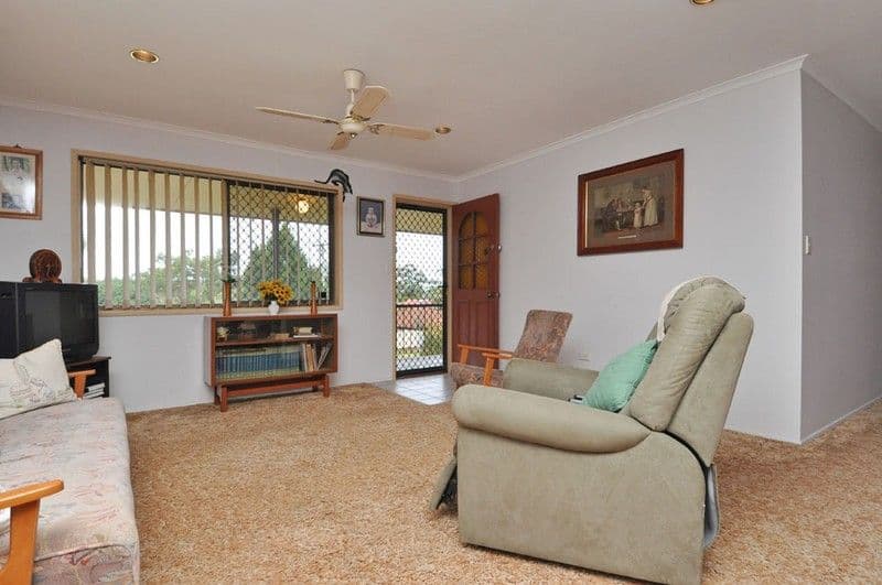17 Scott Street, REDLAND BAY QLD 4165, Redland Bay - Thumbnail 3