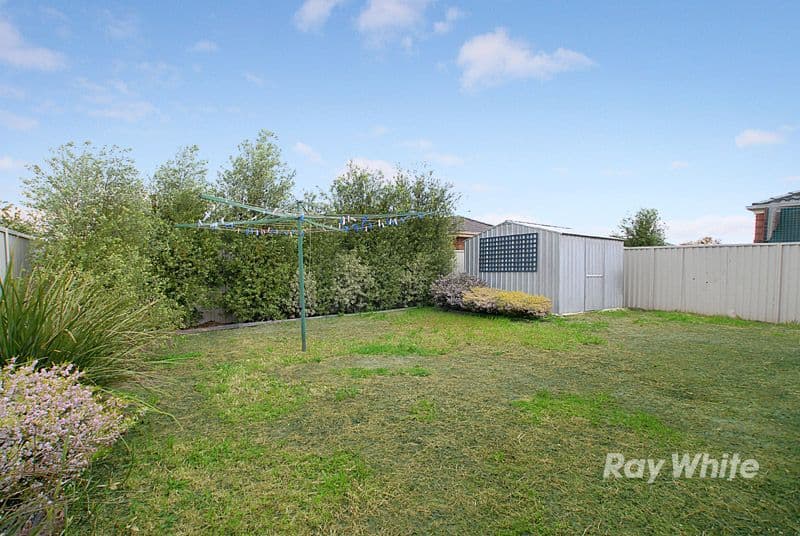 16 Howqua Place, PAKENHAM VIC 3810, Pakenham - Thumbnail 4