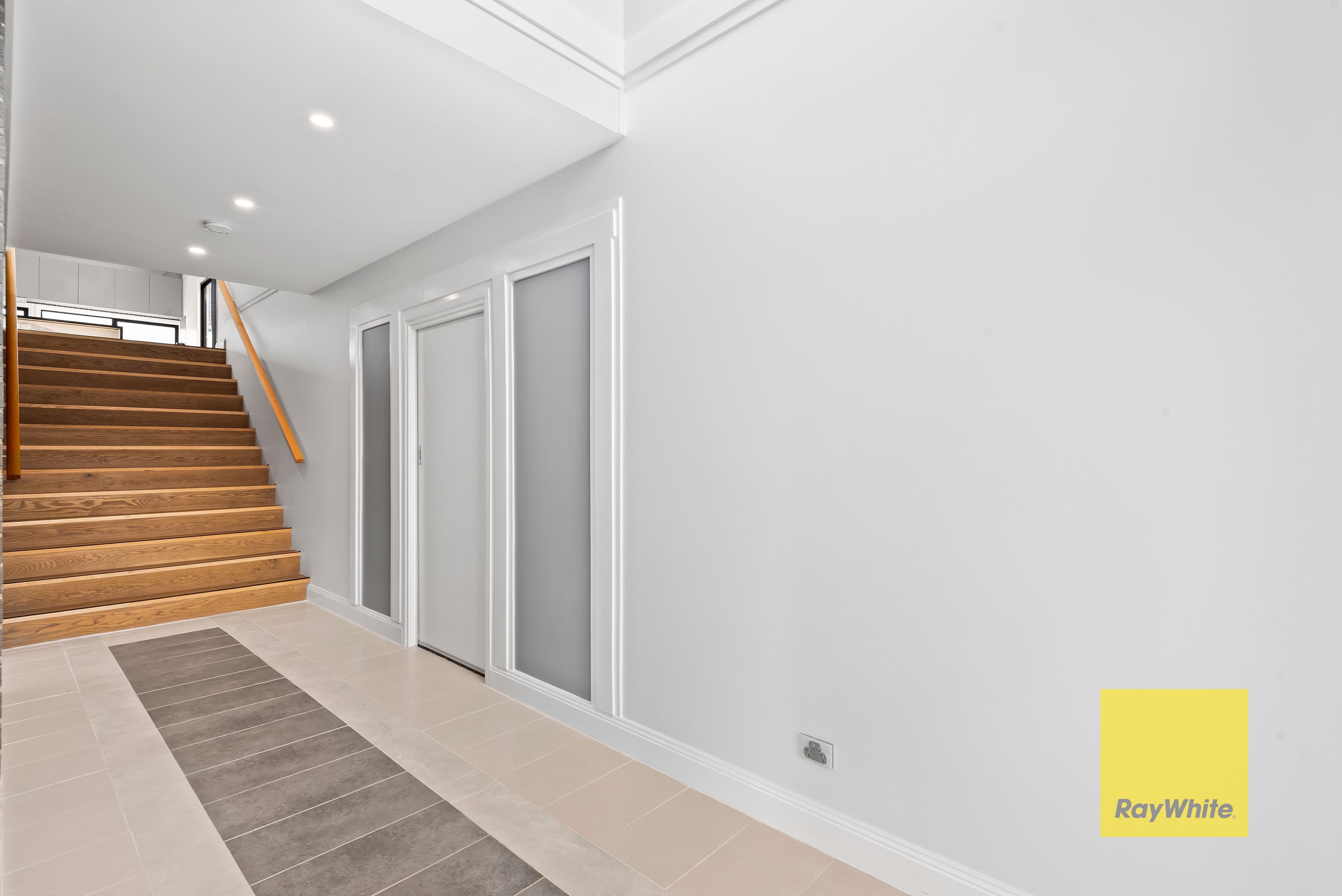 84 Highland Way, Highton VIC 3216, Highton - Thumbnail 4