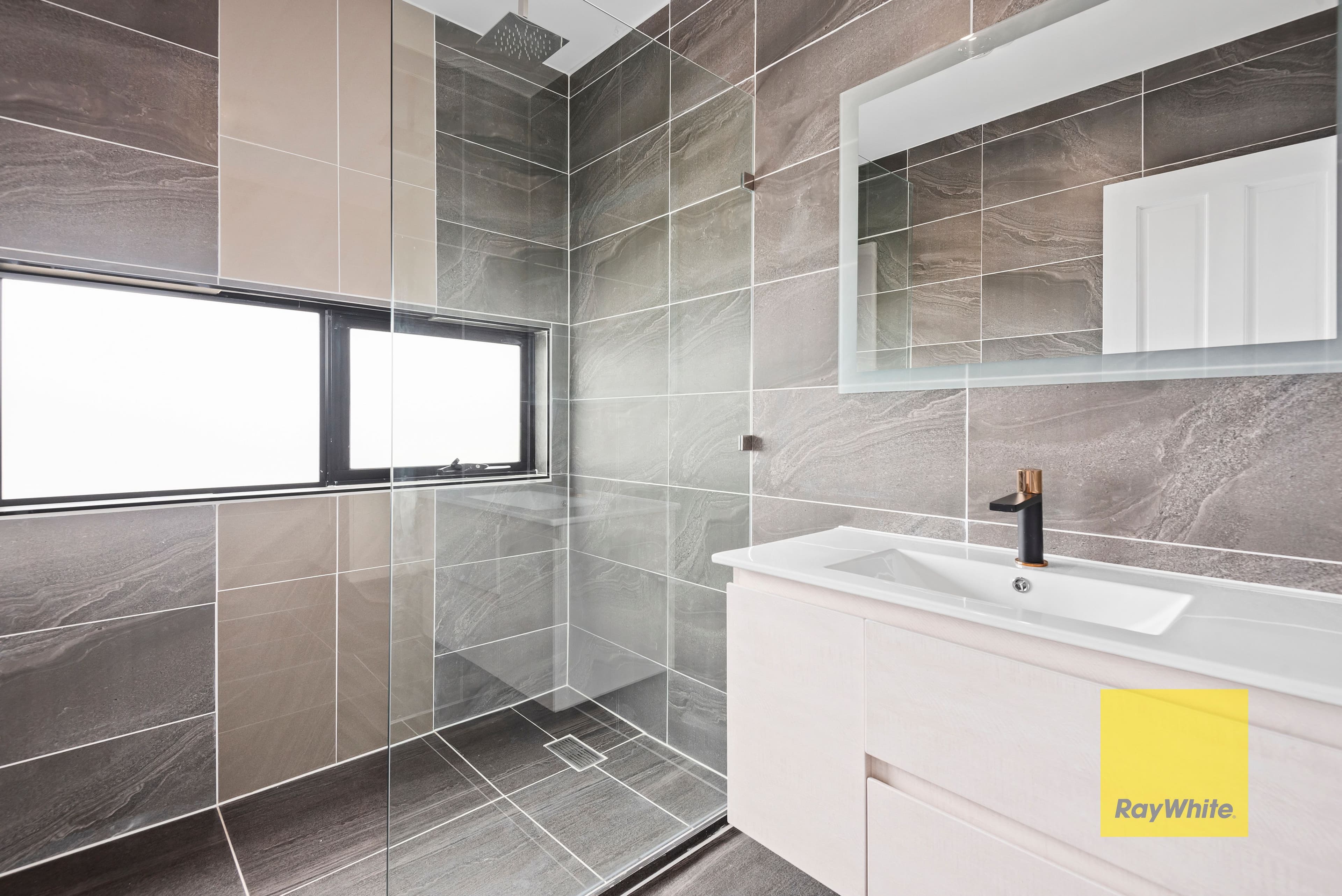 84 Highland Way, Highton VIC 3216, Highton - Thumbnail 8