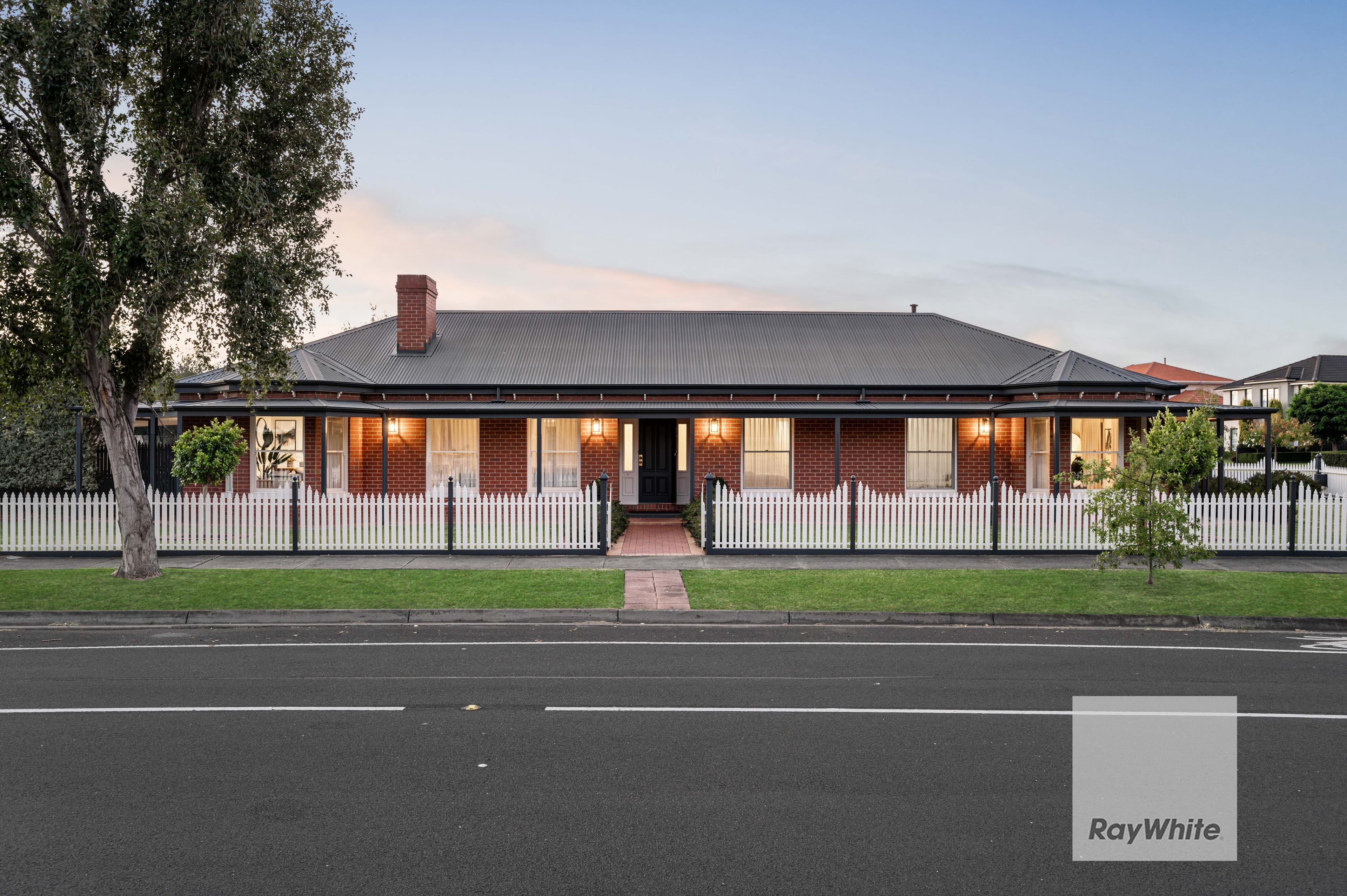 34 Mossgiel Avenue, Greenvale VIC 3059, Greenvale - Image 1