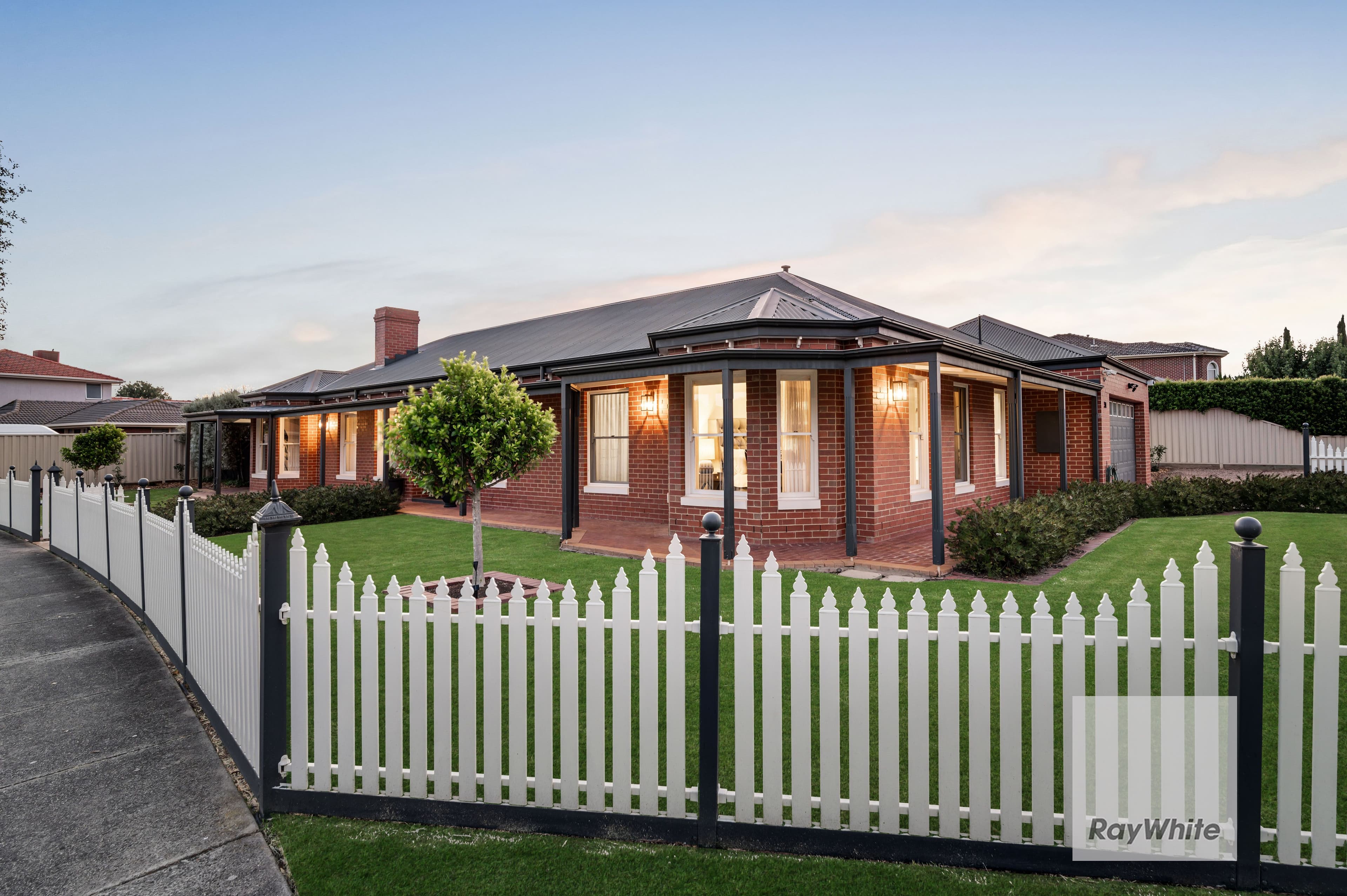 34 Mossgiel Avenue, Greenvale VIC 3059, Greenvale - Thumbnail 3