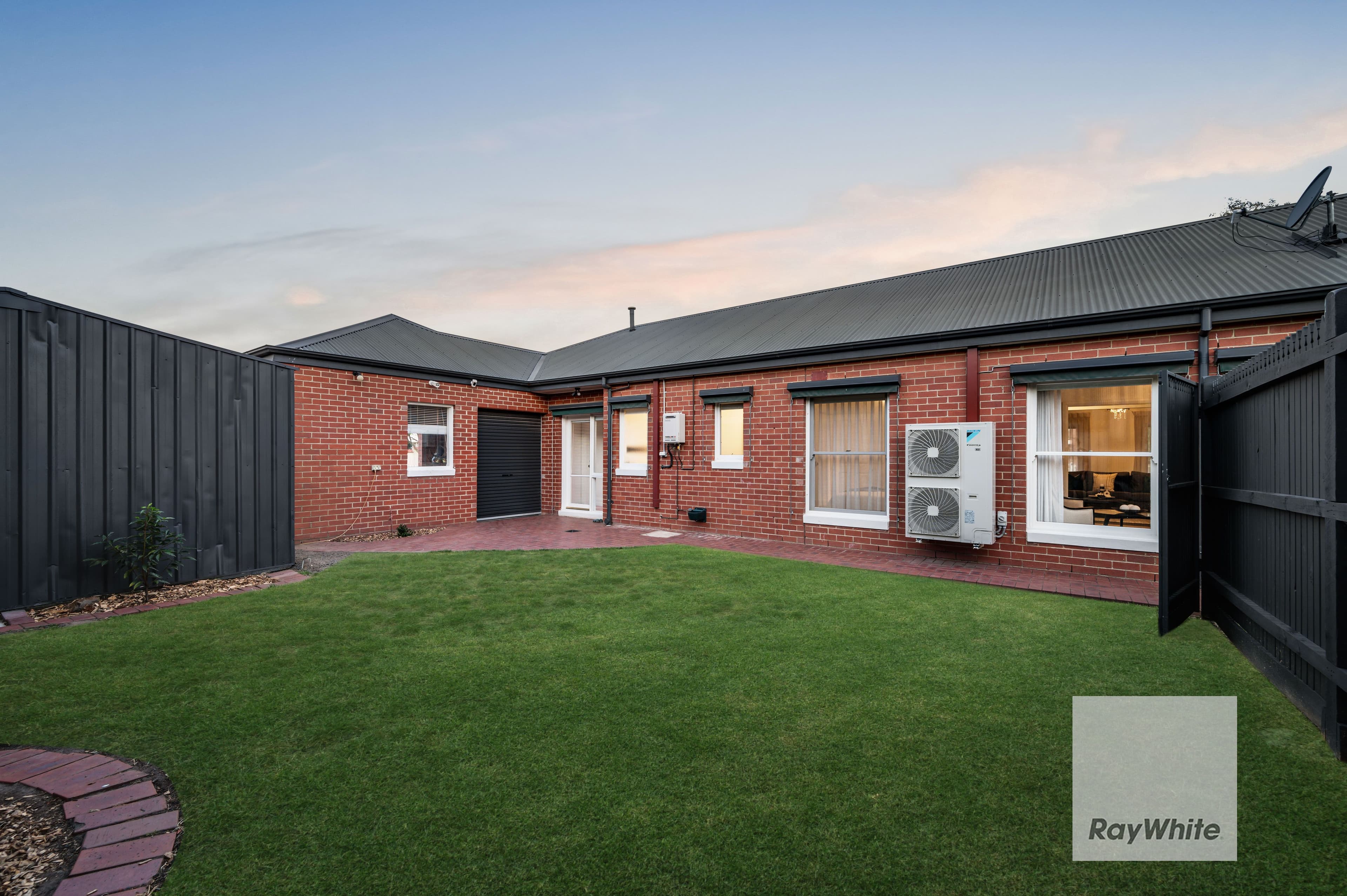 34 Mossgiel Avenue, Greenvale VIC 3059, Greenvale - Thumbnail 5