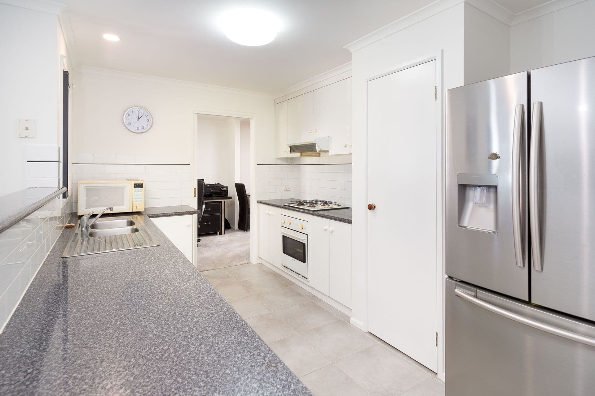 521 Iluka Crescent, Lavington NSW 2641, Lavington - Thumbnail 4