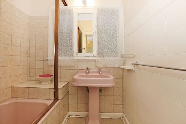 52 Glasgow Avenue, Reservoir VIC 3073, Reservoir - Thumbnail 8