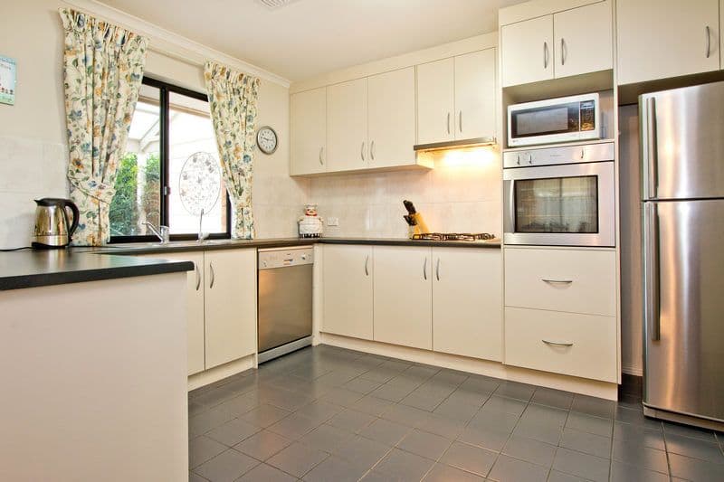 17 Coppins Terrace, Fulham Gardens SA 5024, Fulham Gardens - Thumbnail 4