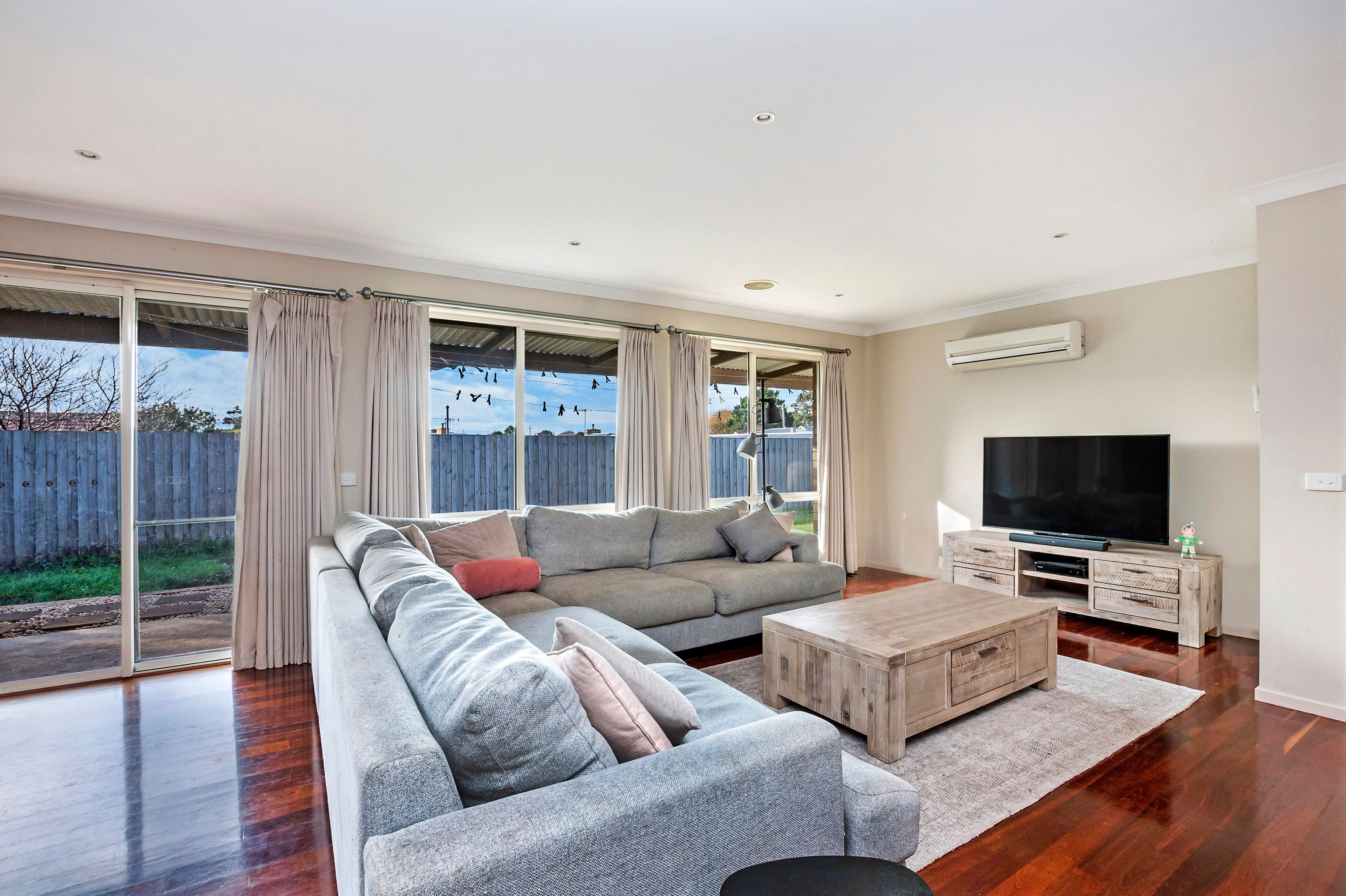 11 McPherson Crescent, Warrnambool VIC 3280, Warrnambool - Thumbnail 2