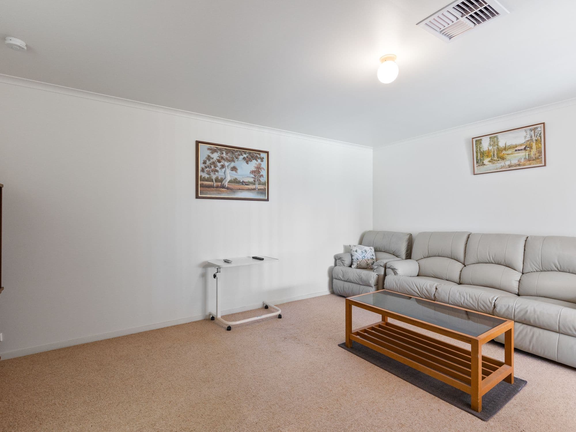 7 Coonawarra Close, Woodcroft SA 5162, Woodcroft - Thumbnail 3