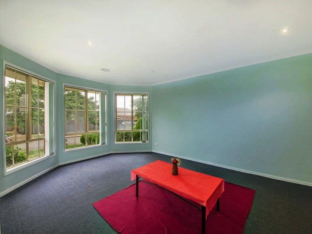 37 Klippel Way, Caroline Springs VIC 3023, Caroline Springs - Thumbnail 6