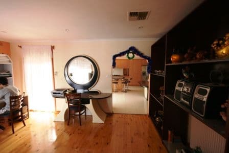 4 Watford Road, ST ALBANS VIC 3021, St Albans - Thumbnail 2