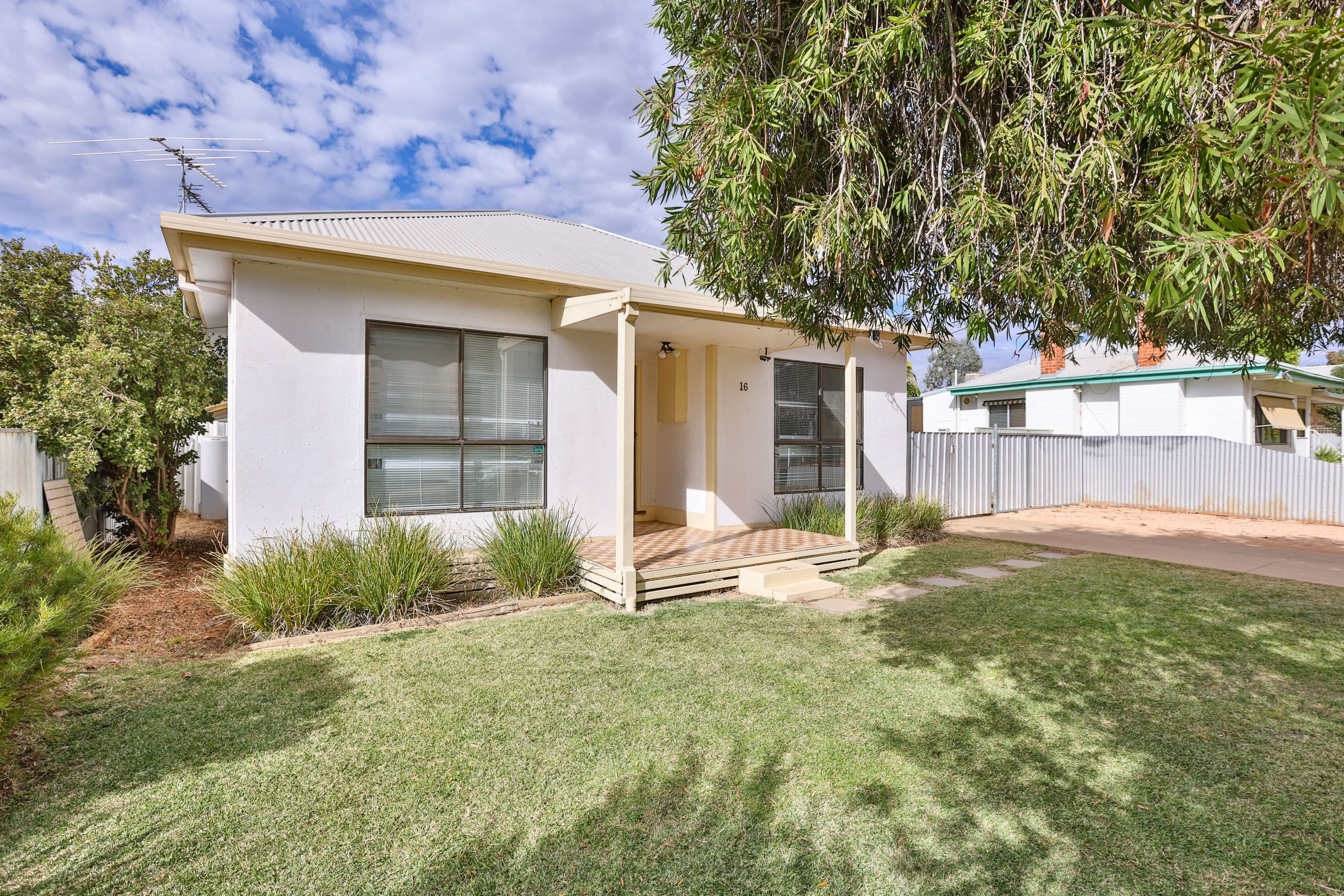 16 Baylee Avenue, Mildura VIC 3500, Mildura - Thumbnail 2