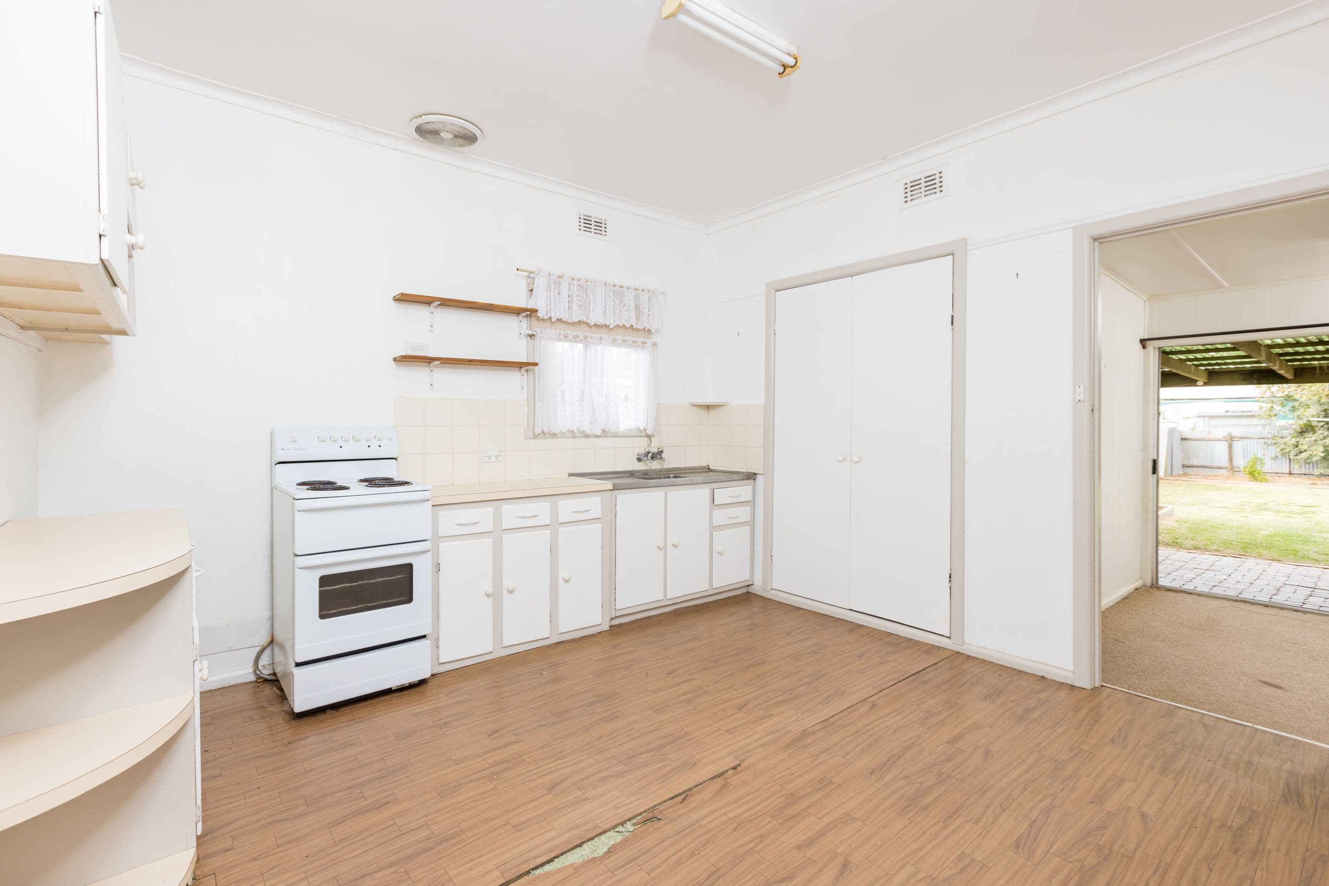16 Baylee Avenue, Mildura VIC 3500, Mildura - Thumbnail 7