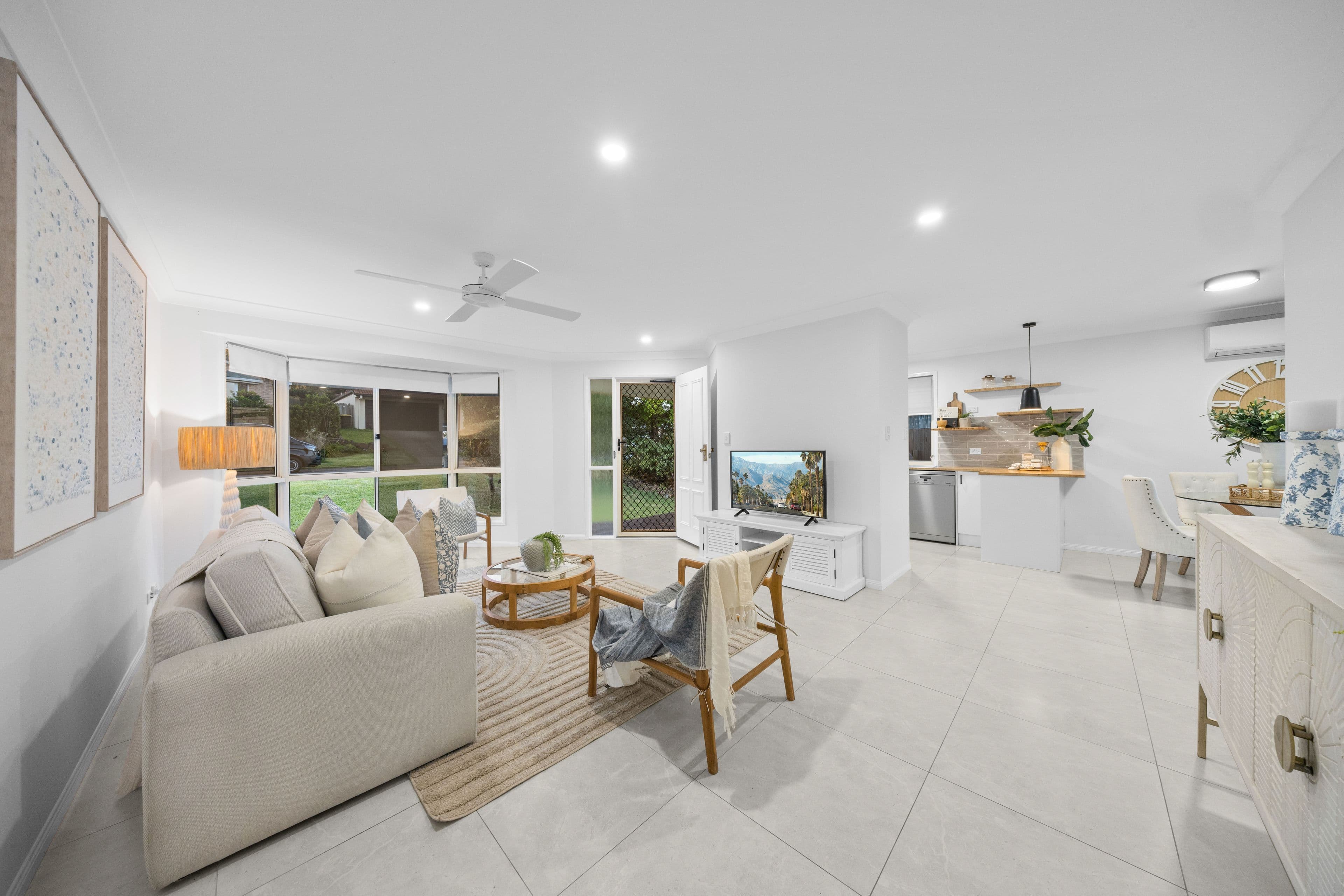19 Chapman Place, Oxley QLD 4075, Oxley - Thumbnail 4