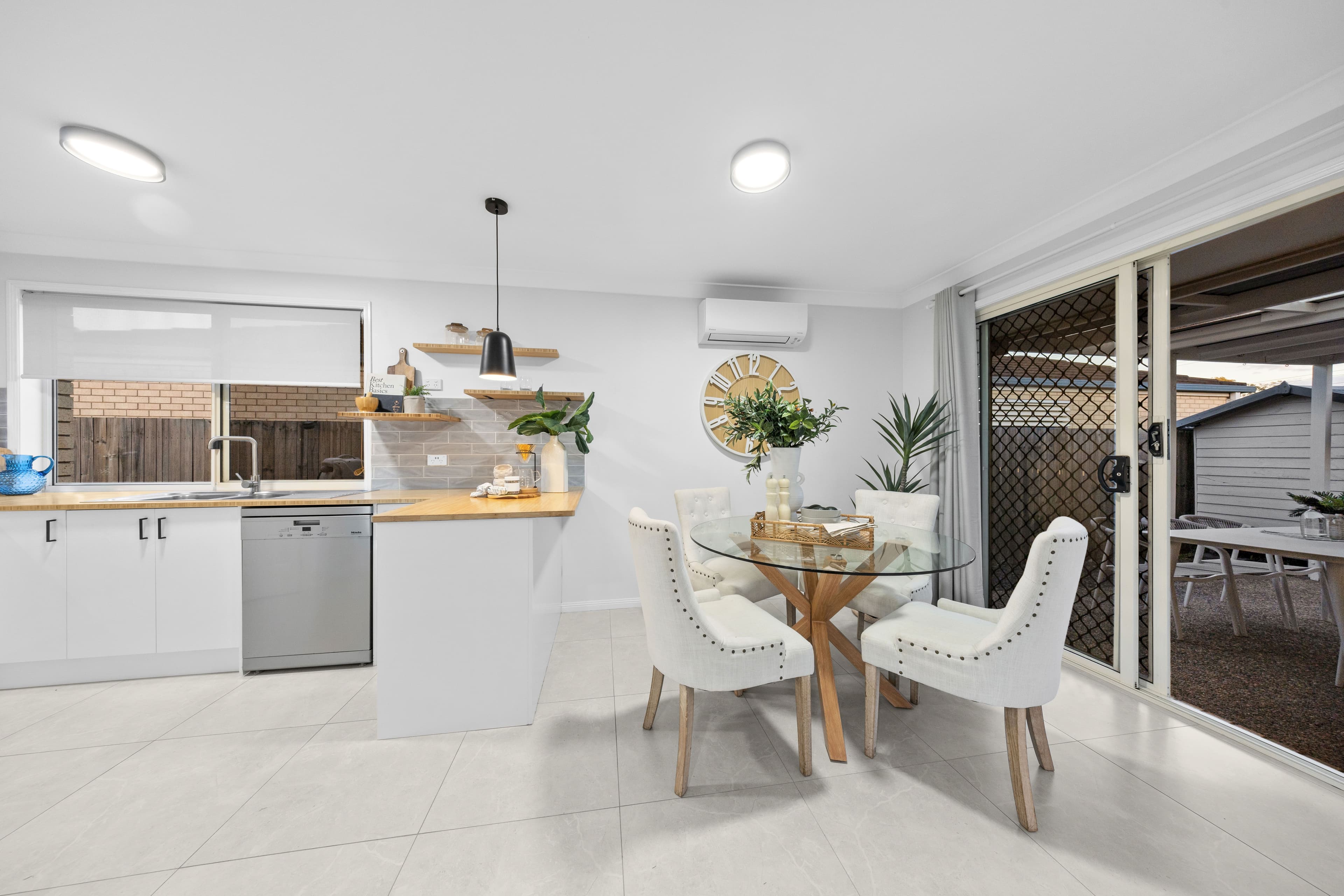 19 Chapman Place, Oxley QLD 4075, Oxley - Thumbnail 8