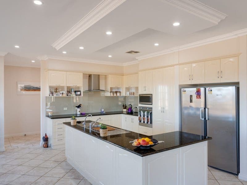 902 Queen Elizabeth Drive, Barmera SA 5345, Barmera - Thumbnail 6