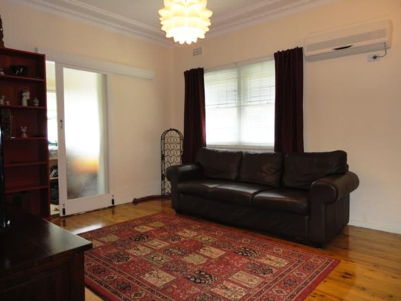 8 Linda Street, FAIRFIELD HEIGHTS NSW 2165, Fairfield Heights - Thumbnail 2