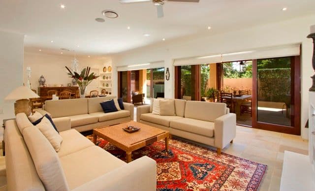 104A Hedges Avenue, MERMAID BEACH QLD 4218, Mermaid Beach - Thumbnail 3