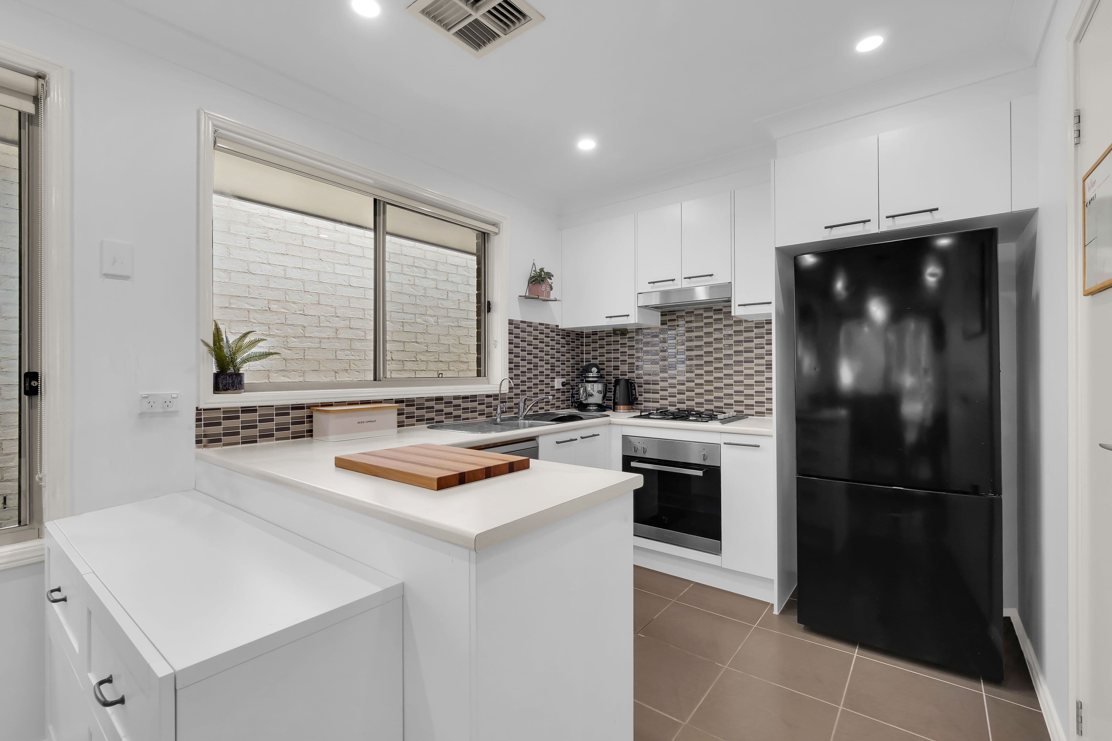 36 Carlton Road, Campbelltown NSW 2560, Campbelltown - Thumbnail 2