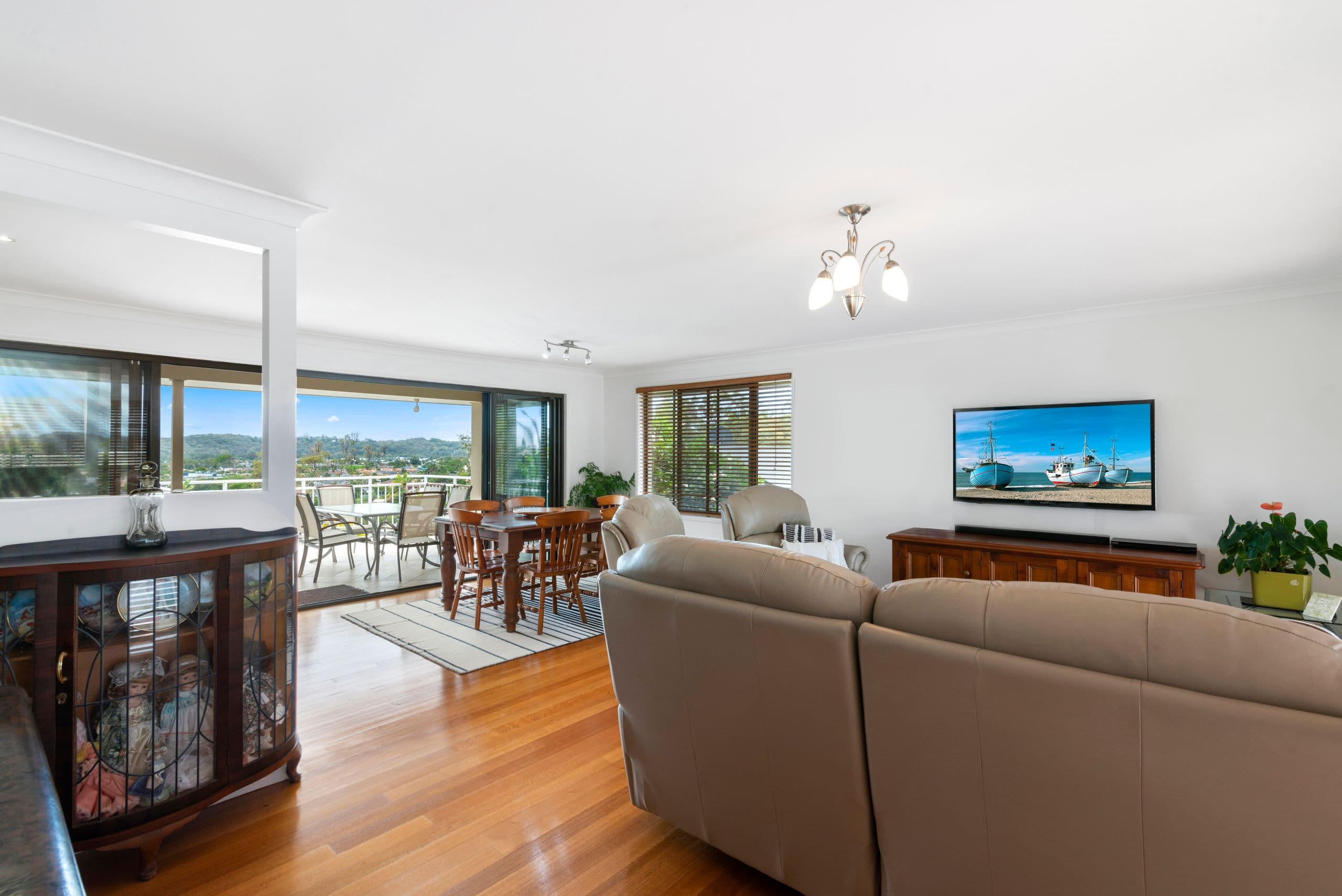 19 Jarrahdale Drive, Elanora QLD 4221, Elanora - Thumbnail 3