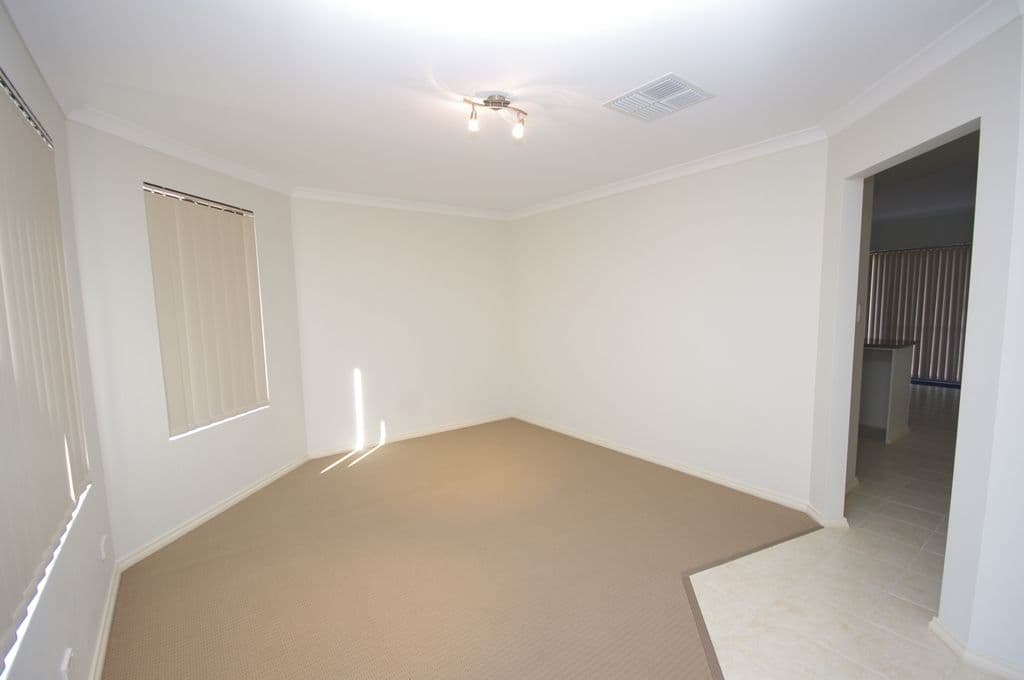 68a Robinson Road, MORLEY WA 6062, Morley - Thumbnail 2