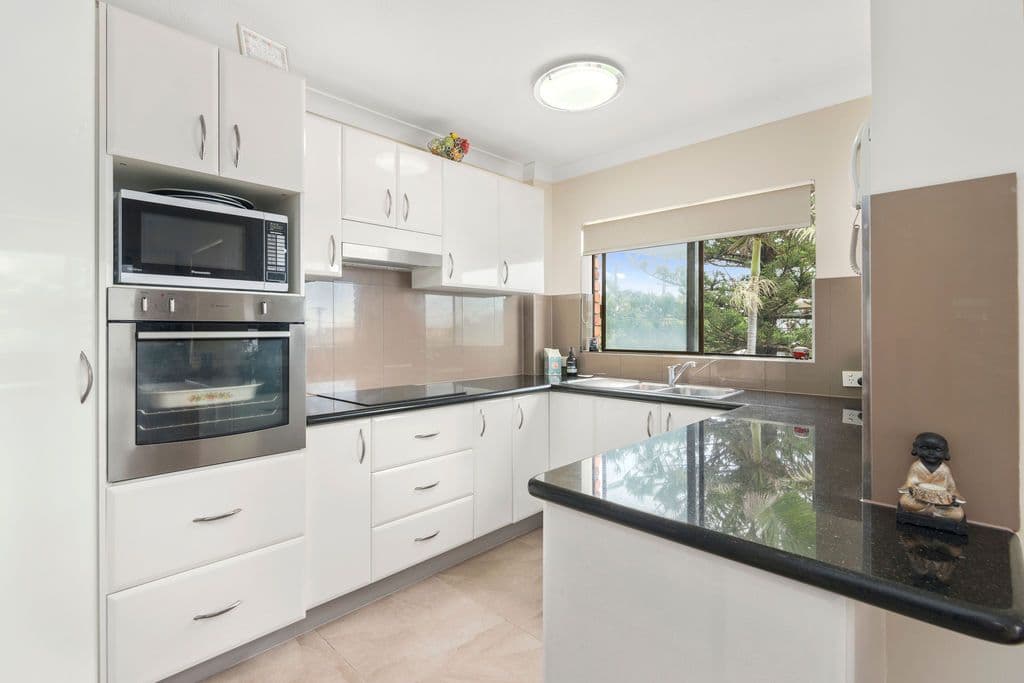 77 Golden Four Drive, Bilinga QLD 4225, Bilinga - Thumbnail 4