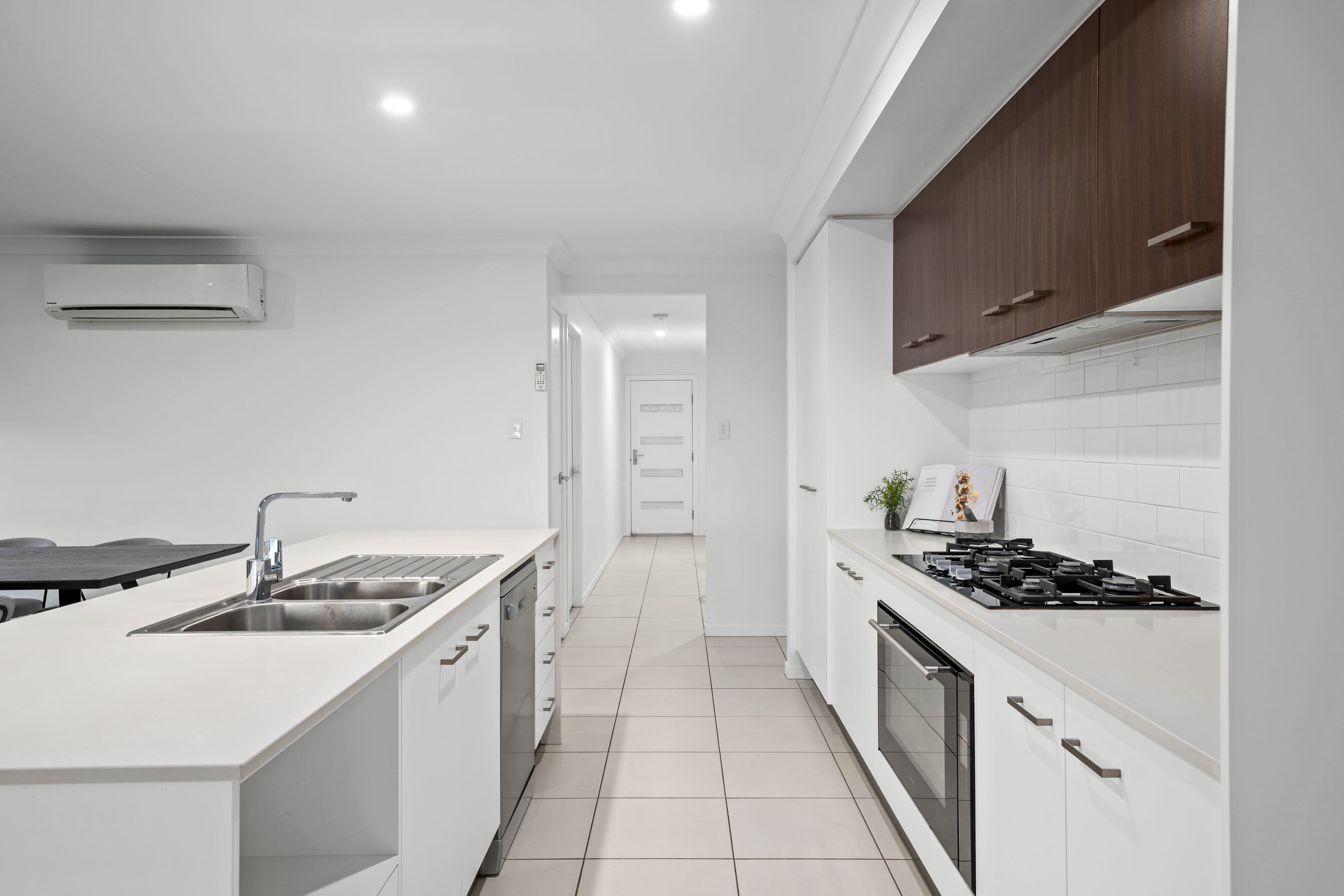16 Lashmar Street, South Ripley QLD 4306, South Ripley - Thumbnail 5