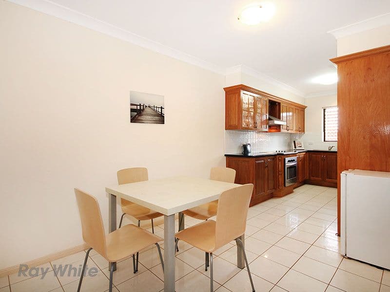 35 Depper Street, ST LUCIA QLD 4067, St Lucia - Thumbnail 8