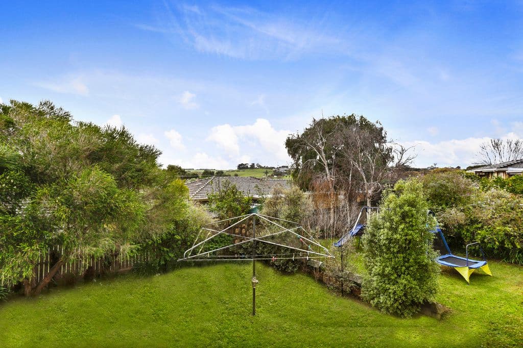 22 St James Crescent, Warrnambool VIC 3280, Warrnambool - Thumbnail 8