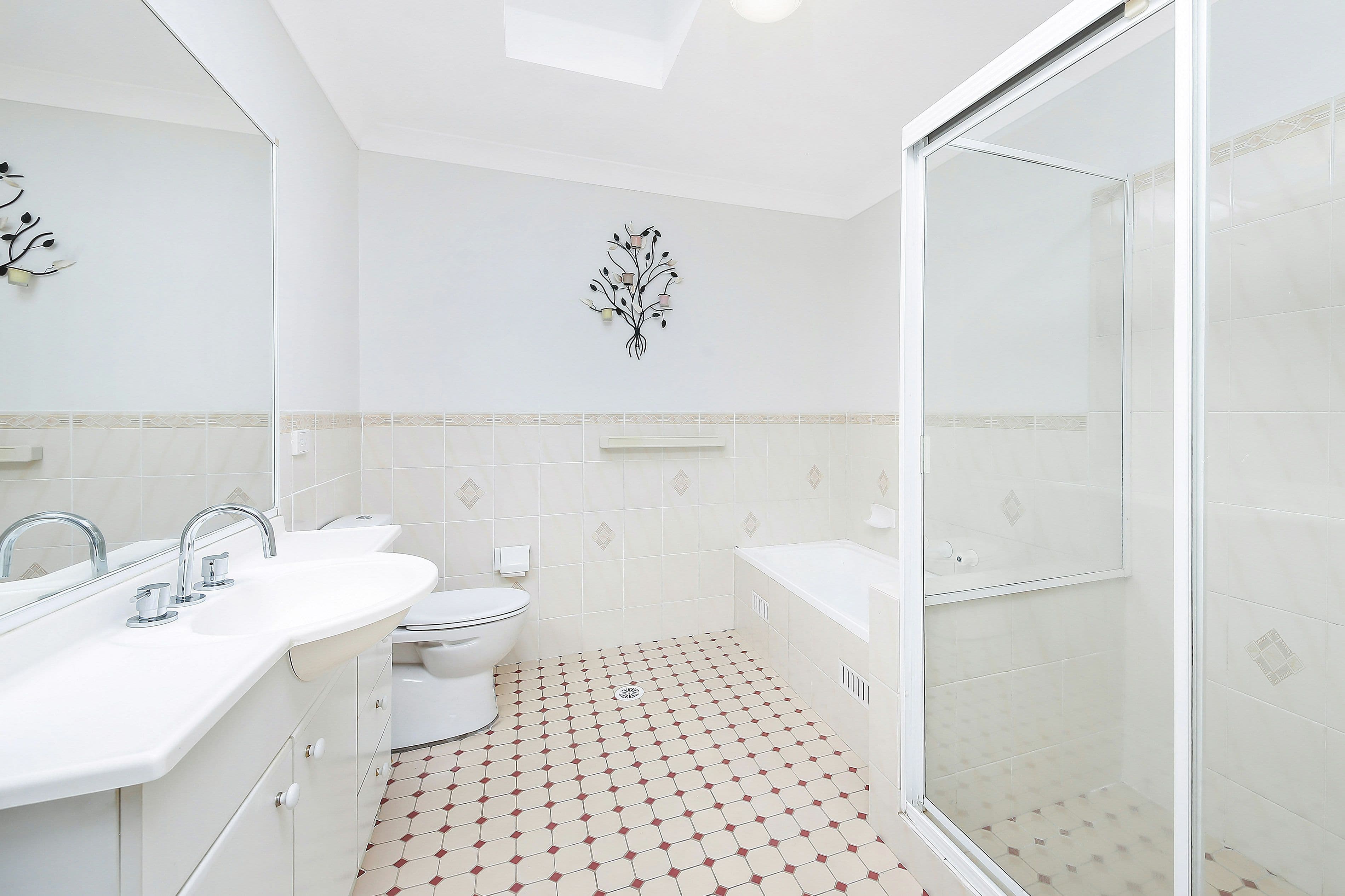 9 Merryville Court, Wattle Grove - Thumbnail 6