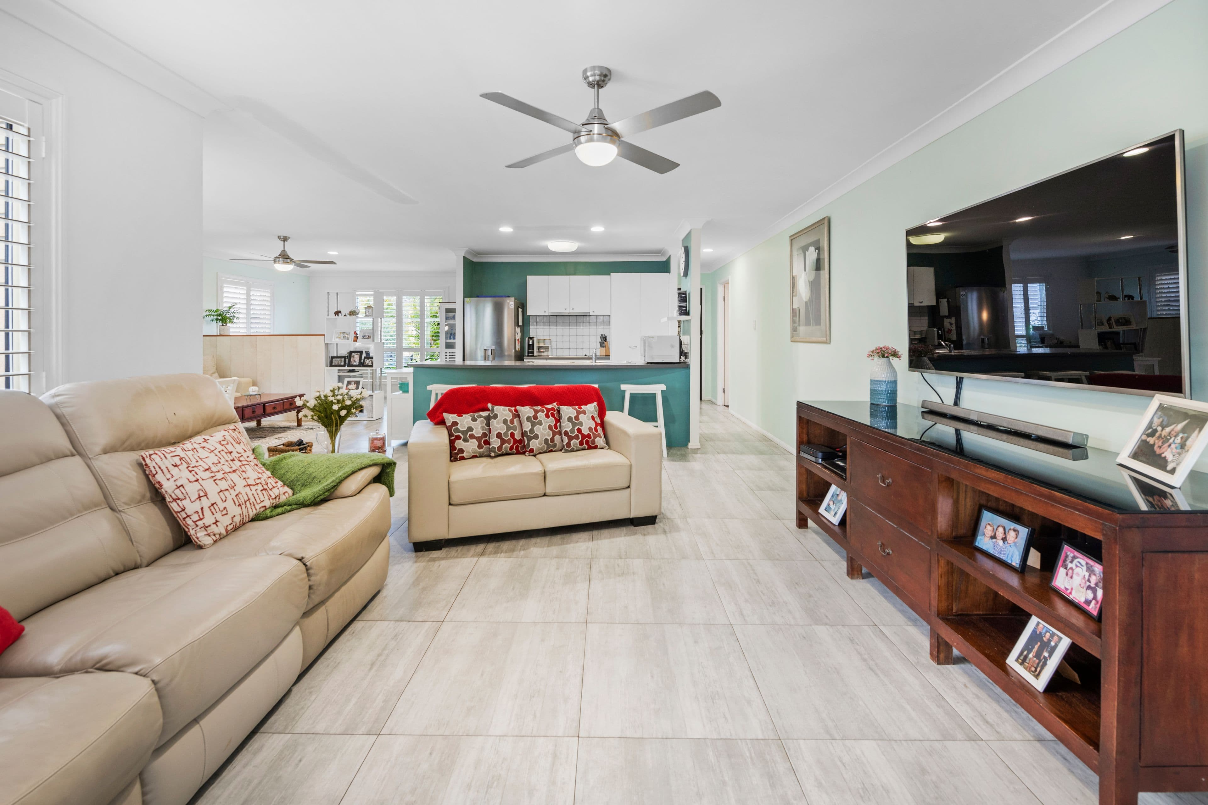 77 Harrier Drive, Burleigh Waters QLD 4220, Burleigh Waters - Thumbnail 8