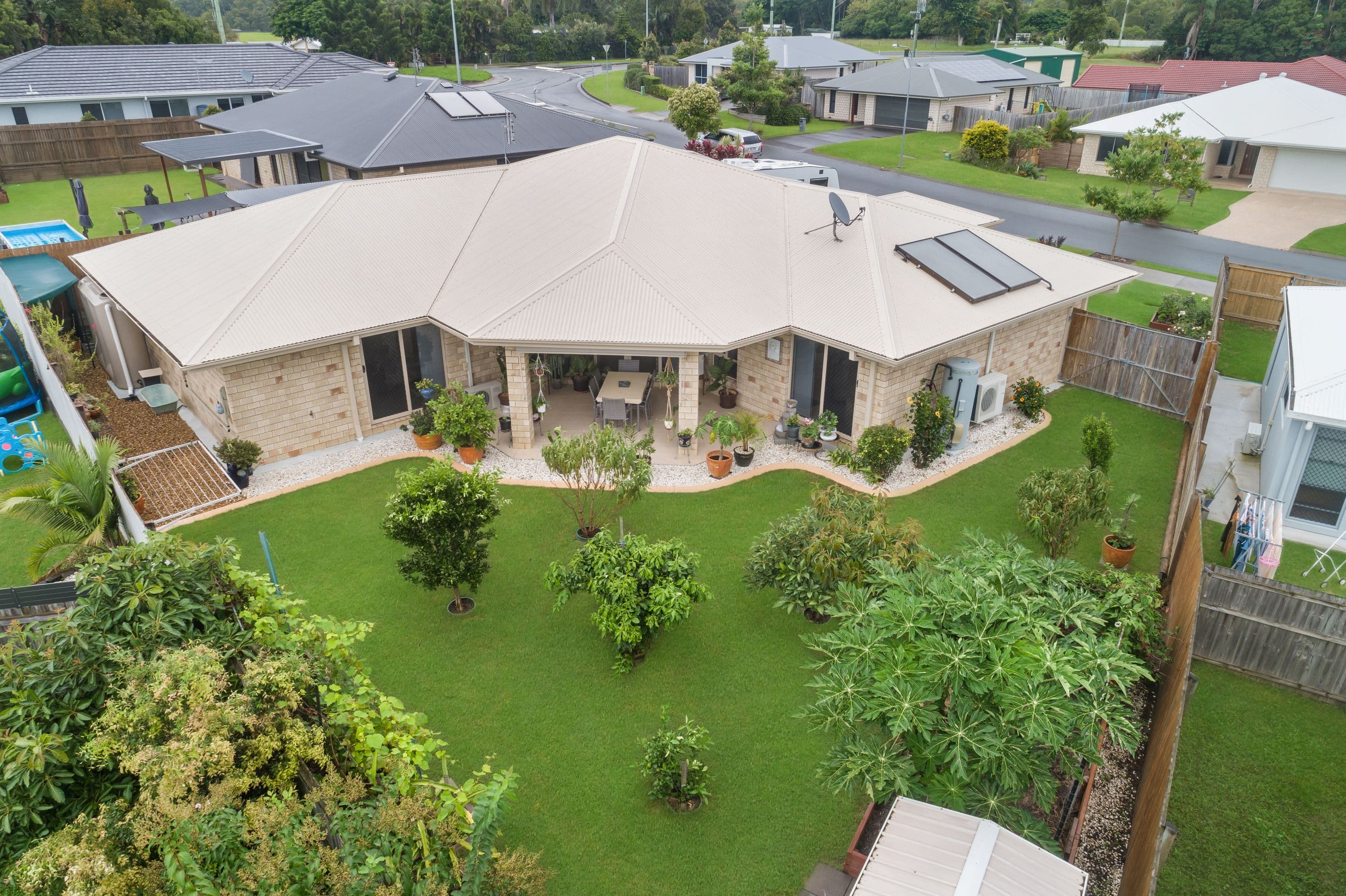 6 Pineview Drive, Beerwah QLD 4519, Beerwah - Thumbnail 2