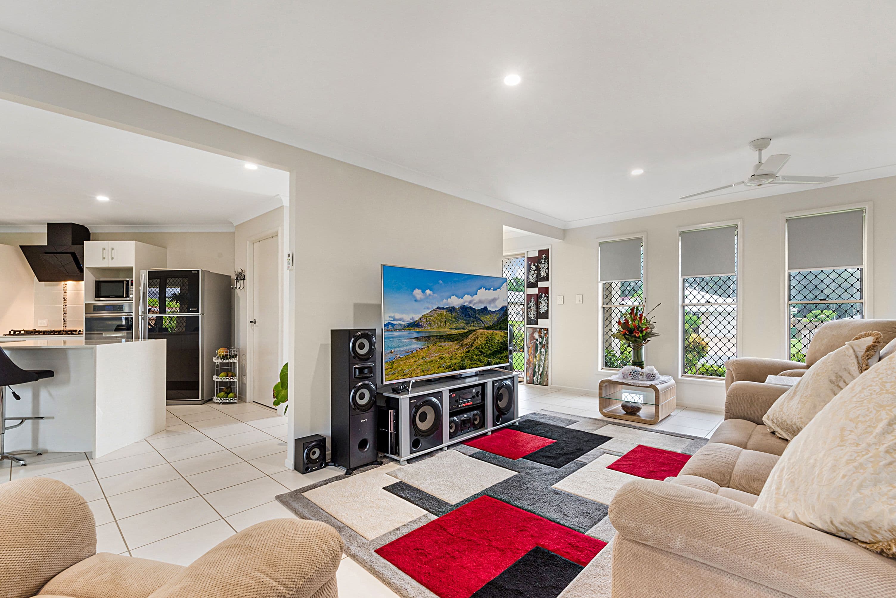 6 Pineview Drive, Beerwah QLD 4519, Beerwah - Thumbnail 4