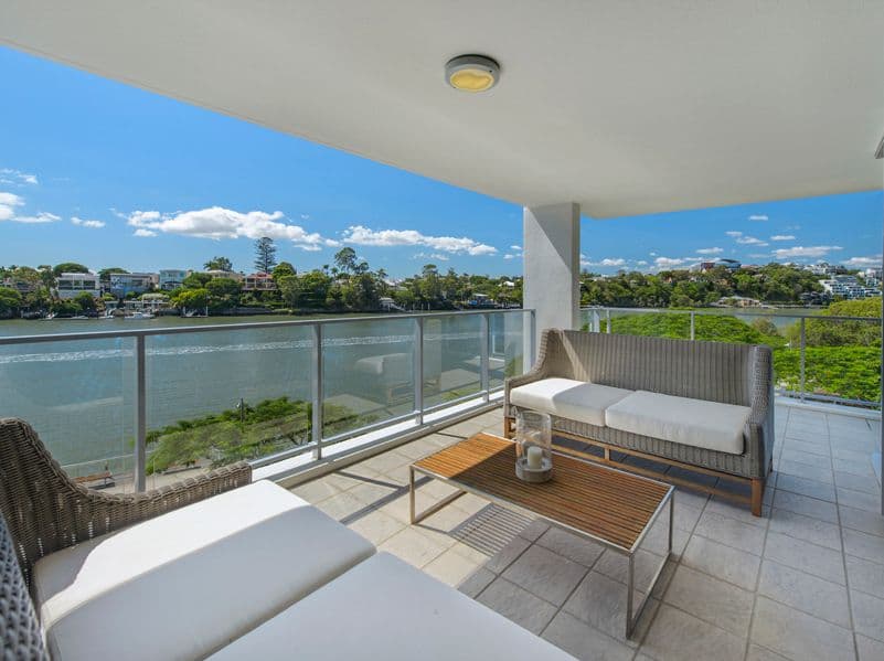 30 Hollins Crescent, New Farm QLD 4005, New Farm - Thumbnail 2
