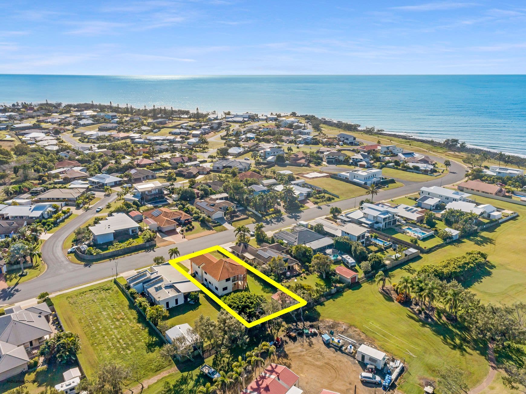 176 Barolin Esplanade, Coral Cove QLD 4670, Coral Cove - Thumbnail 2
