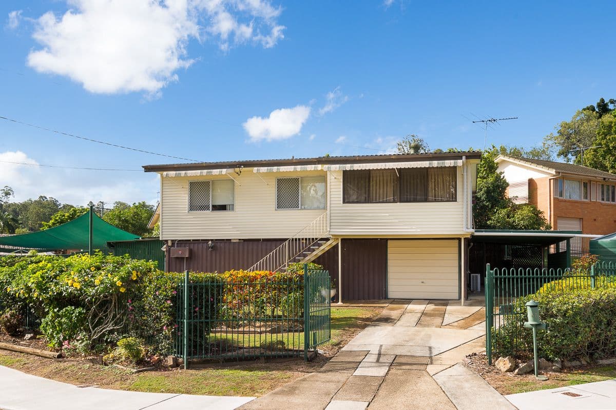 18 Pylara Crescent, Ferny Hills QLD 4055, Ferny Hills - Thumbnail 2