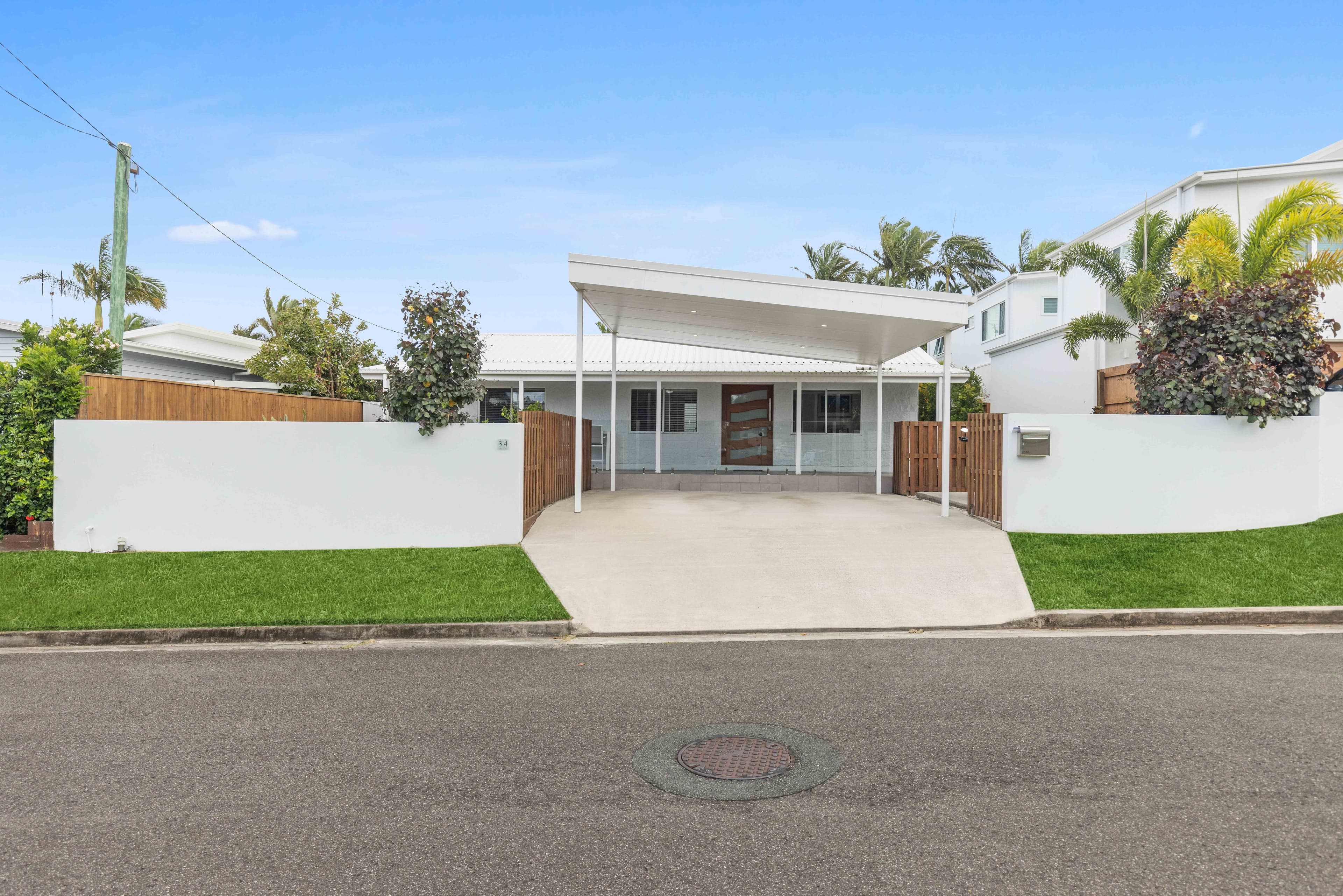 34 Tombarra Street, Mooloolaba QLD 4557, Mooloolaba - Thumbnail 3