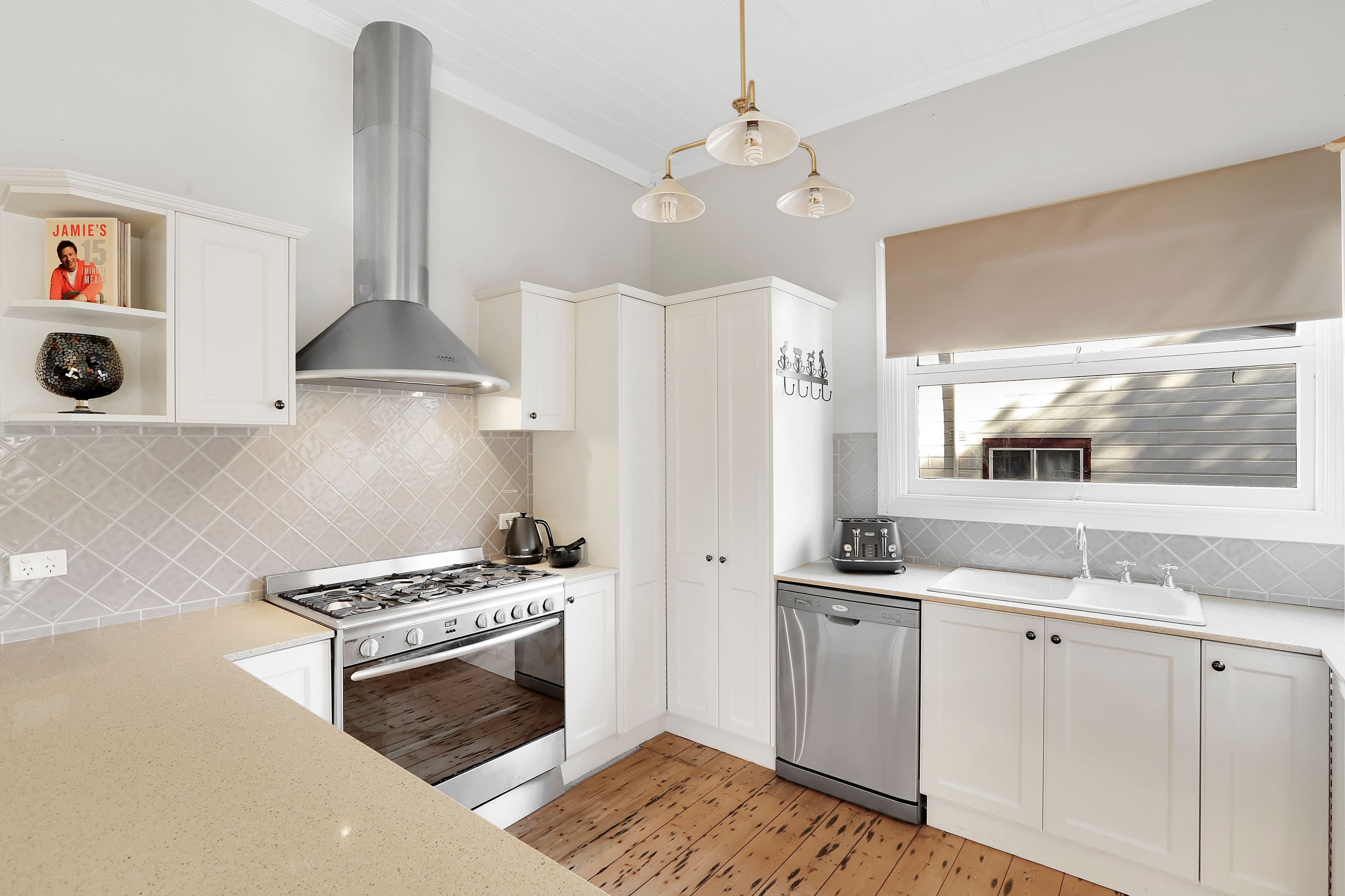 6 Clyde Avenue, Blackheath - Thumbnail 2