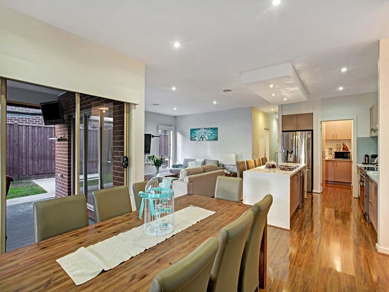 21 Stonegate Drive, WOLLERT VIC 3750, Wollert - Thumbnail 4