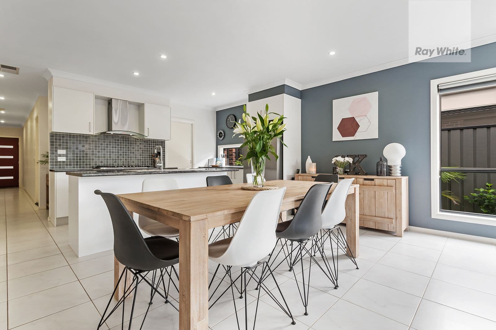 84 Retreat Crescent, Sunbury - Thumbnail 4