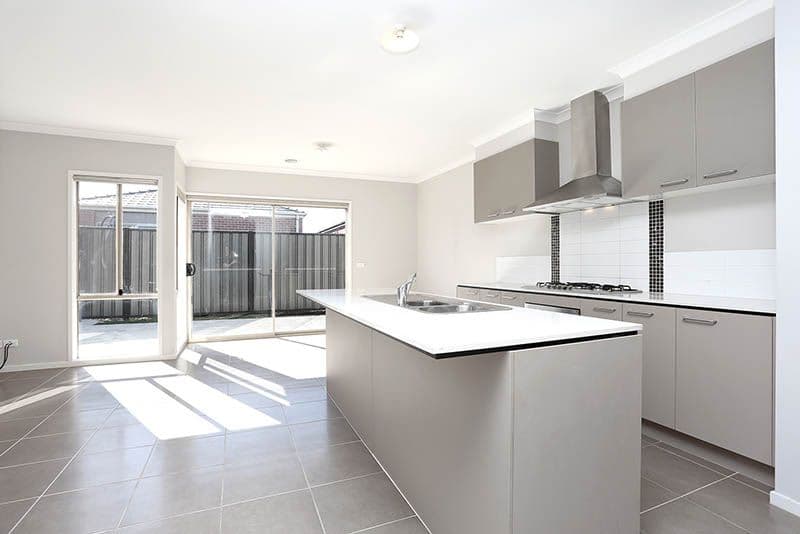 15 Powers Street, Mernda VIC 3754, Mernda - Thumbnail 2