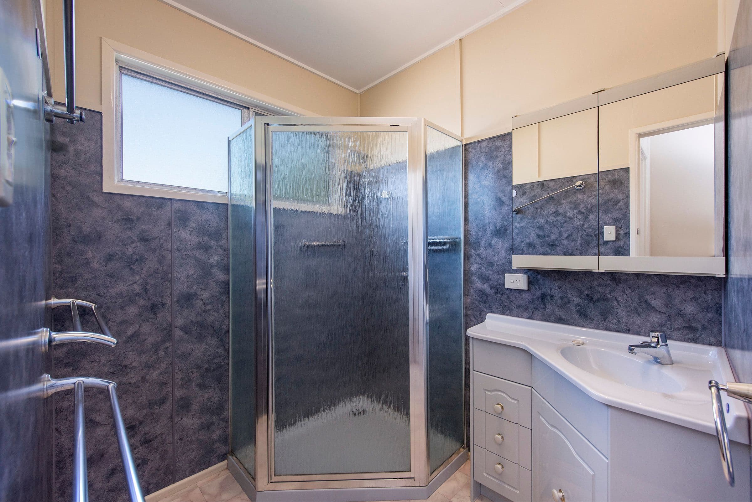 17 Bindi Street, Logan Central QLD 4114, Logan Central - Thumbnail 5