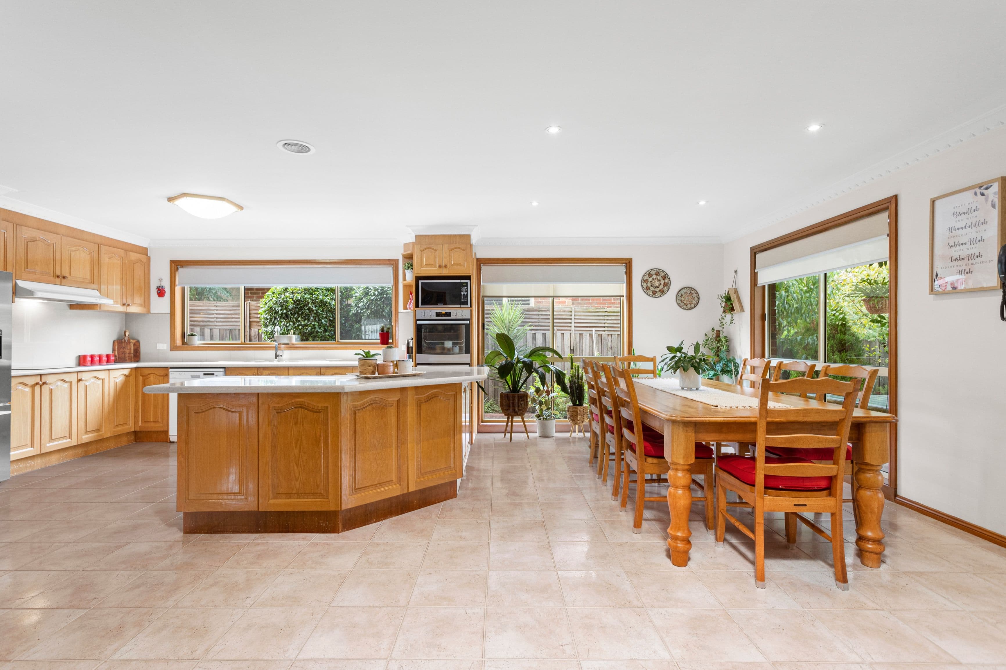 10 Redgum Court, Mill Park VIC 3082, Mill Park - Thumbnail 6