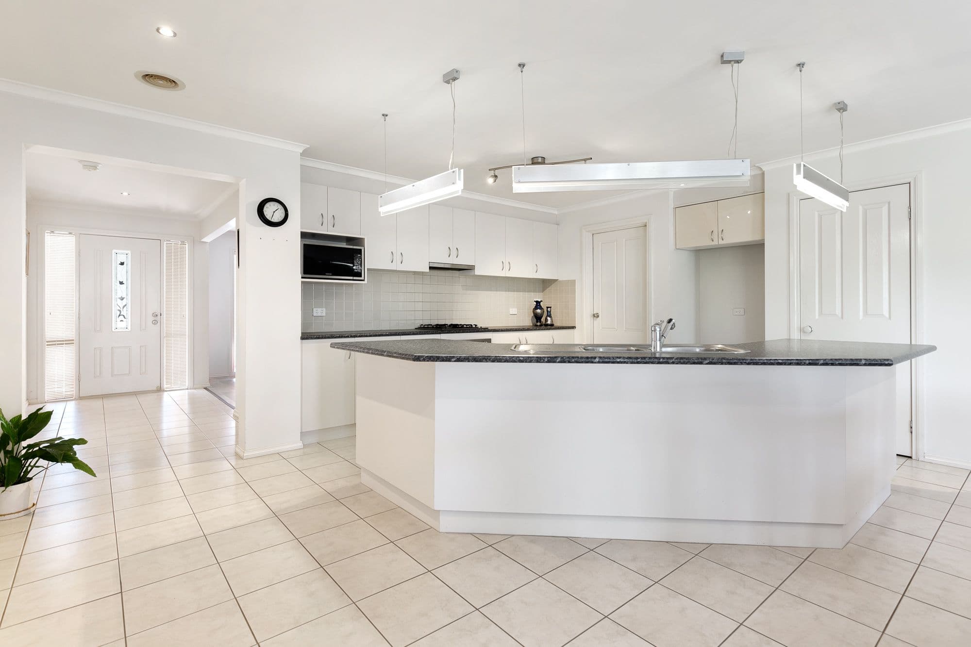 1 Clocktower Court, Berwick VIC 3806, Berwick - Thumbnail 5