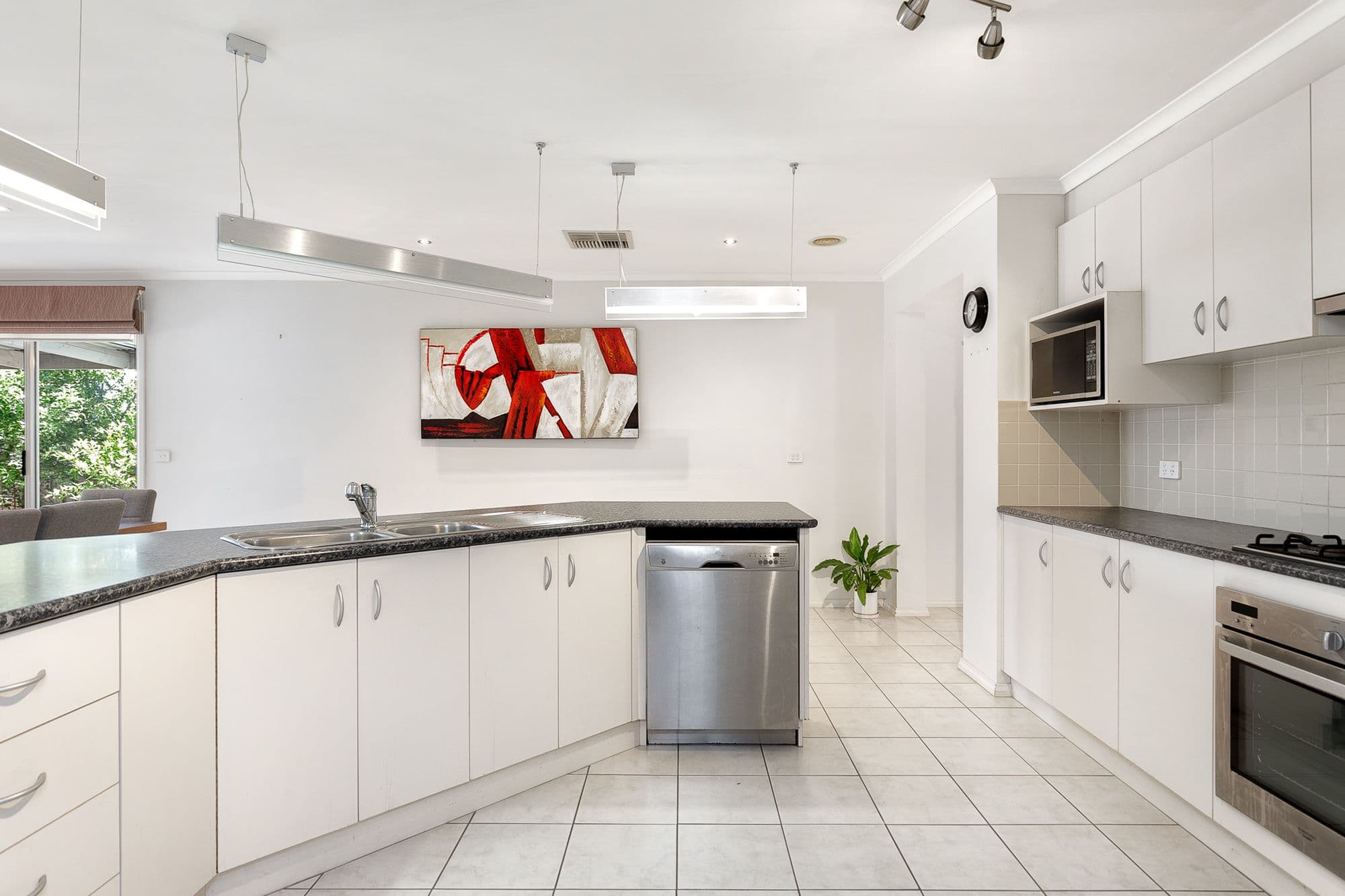 1 Clocktower Court, Berwick VIC 3806, Berwick - Thumbnail 6