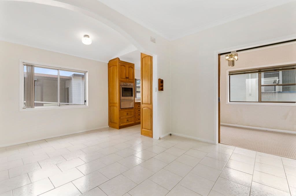 13 Winton Place, Fairy Meadow - Thumbnail 3