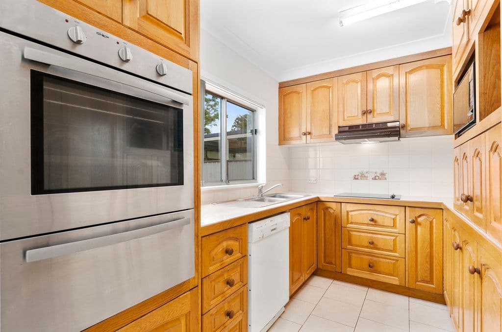13 Winton Place, Fairy Meadow - Thumbnail 4