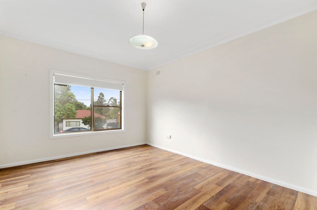 13 Winton Place, Fairy Meadow - Thumbnail 6