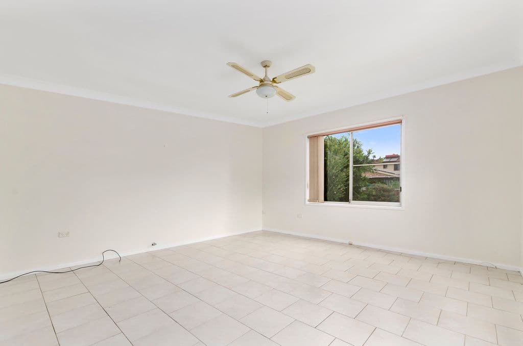 13 Winton Place, Fairy Meadow - Thumbnail 7