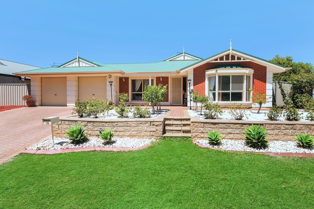 12 Fergusson Bowl, Craigmore SA 5114, Craigmore - Image 1