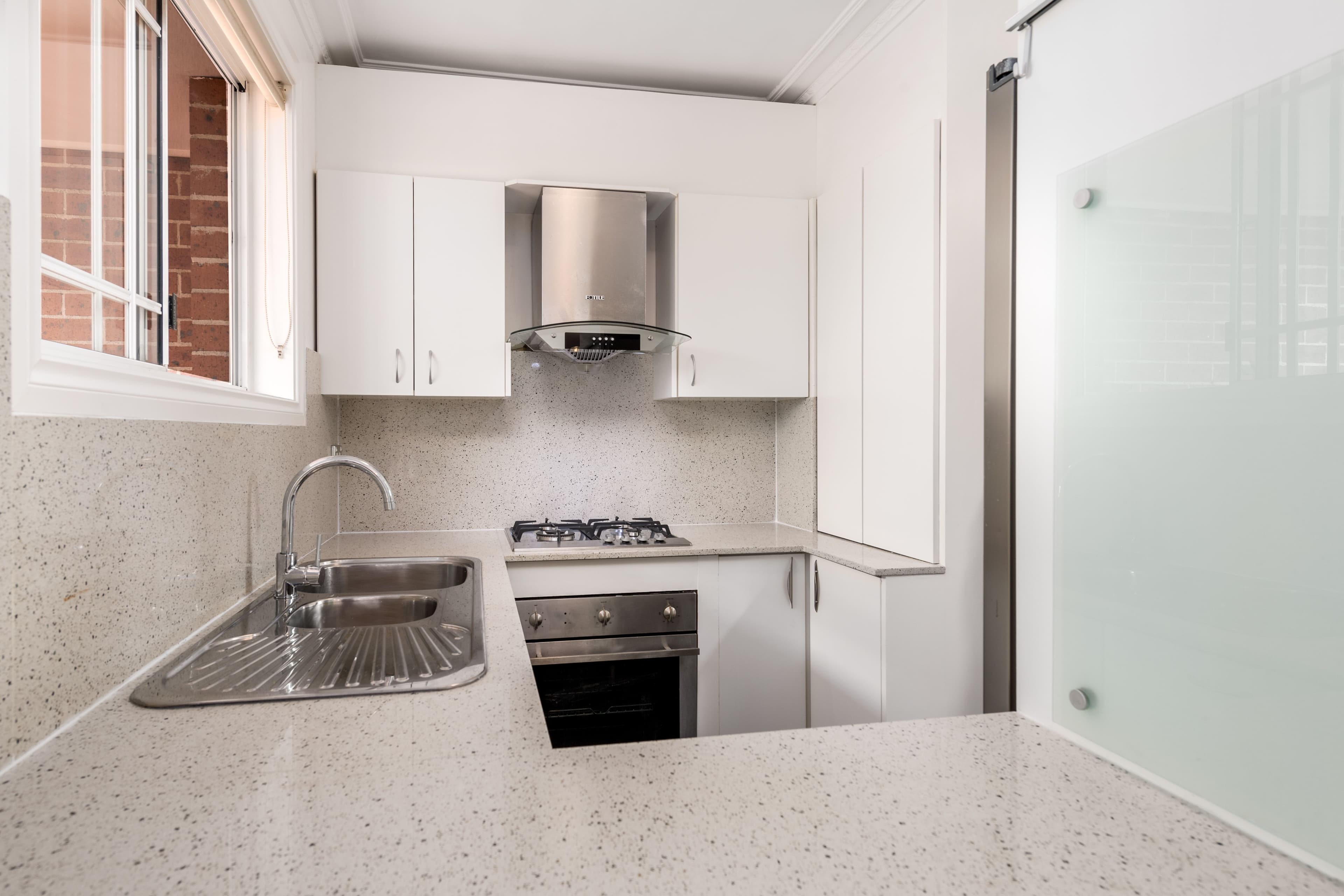 586 Forest Road, Bexley NSW 2207, Bexley - Thumbnail 4